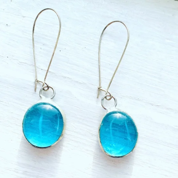 Vintage 1970’s Pale Ice Blue Stainglass Drop Earrings 💧💧💧Artisan 🦋 - Picture 1 of 1